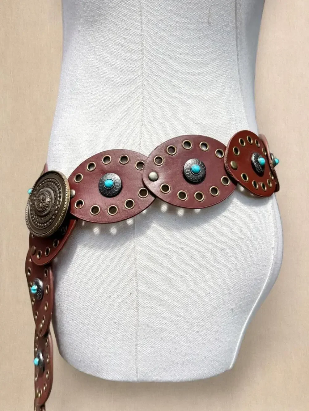 Y2K brown faux leather belt with turquoise and bronze conchos